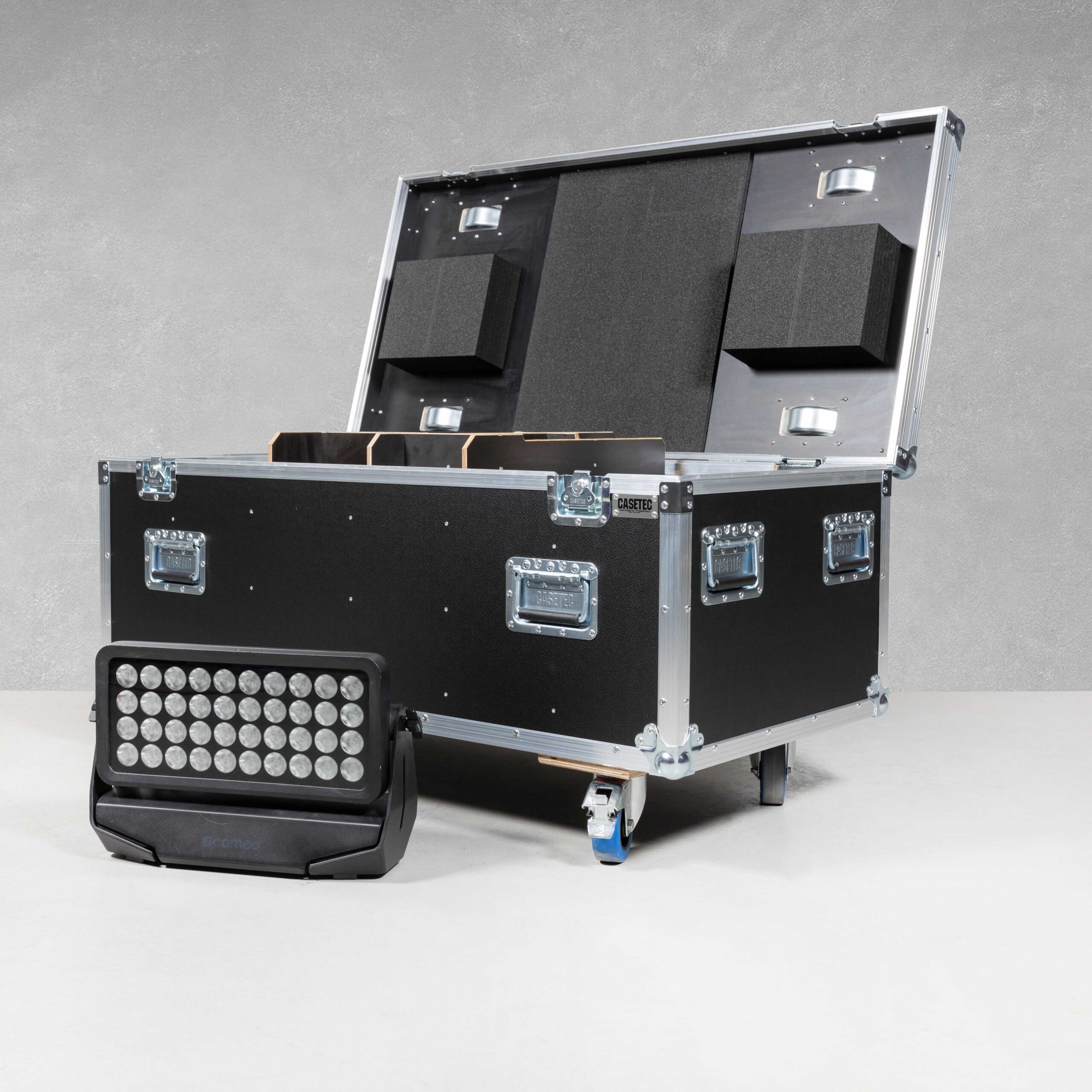 Flightcase für 4x Cameo Zenit W600 470099.4